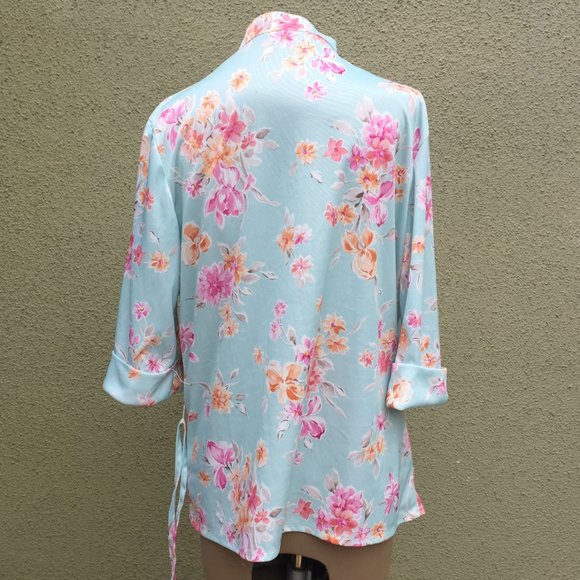 Sweet Pastel Floral Blouse - Picture 6 of 8